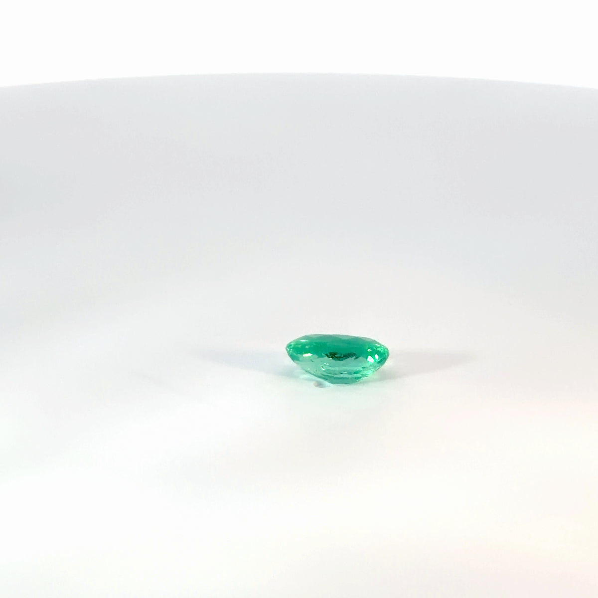 Loose Oval Cut Emerald Gemstone