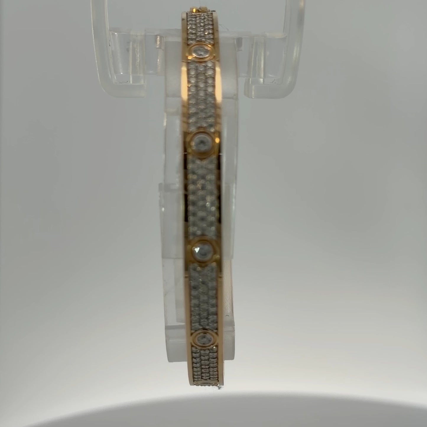 18K Yellow Gold Natural Diamond Bracelet — 3.72 CTW