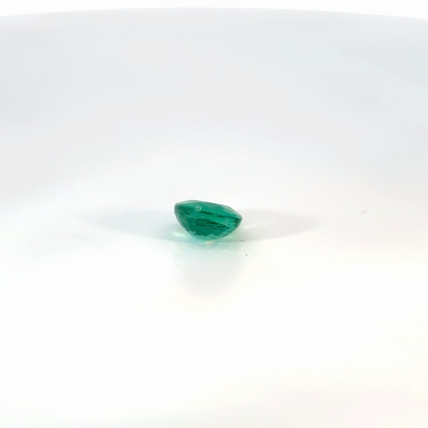 Round Cut Loose Emerald Gemstone