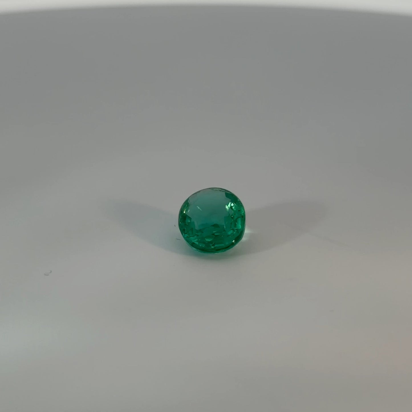 Round Cut Loose Emerald Gemstone