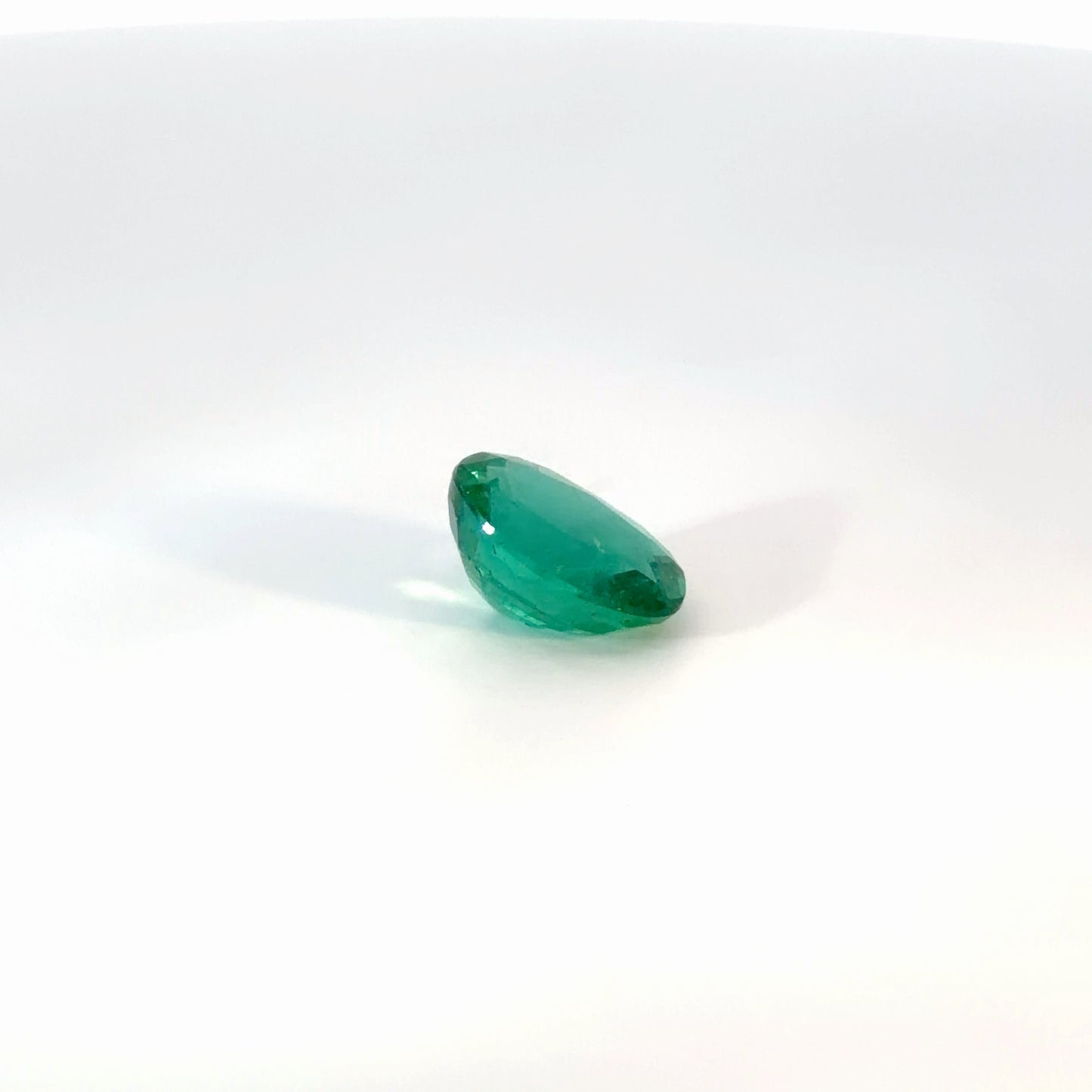 Oval Cut Loose Emerald Gemstone