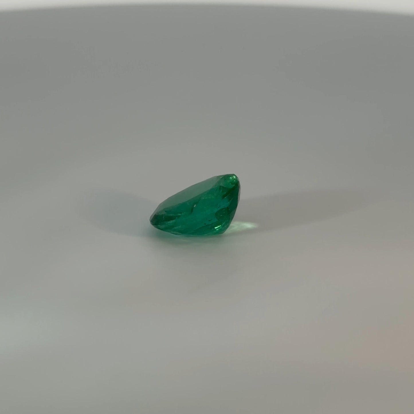 Oval Cut Loose Emerald Gemstone