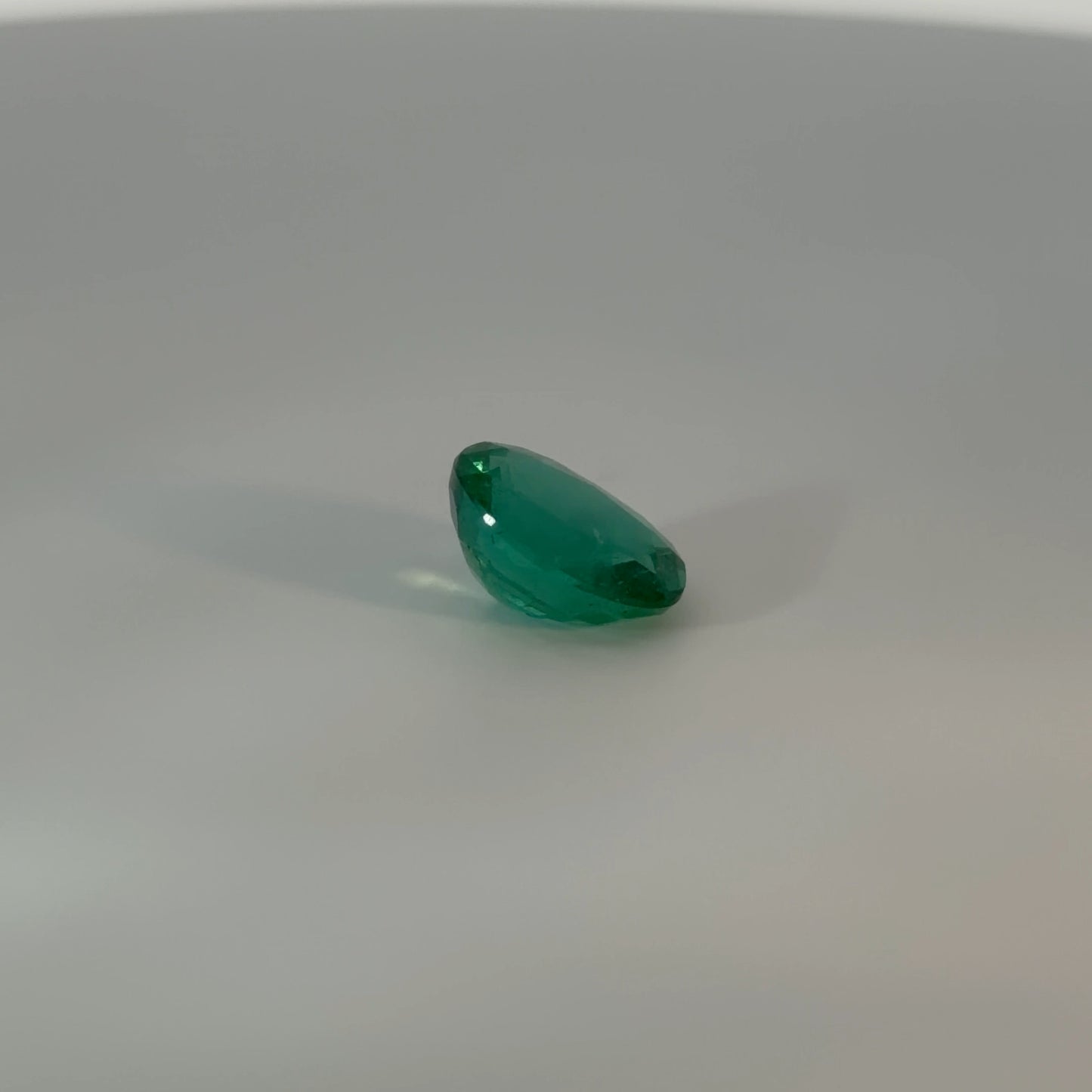 Oval Cut Loose Emerald Gemstone
