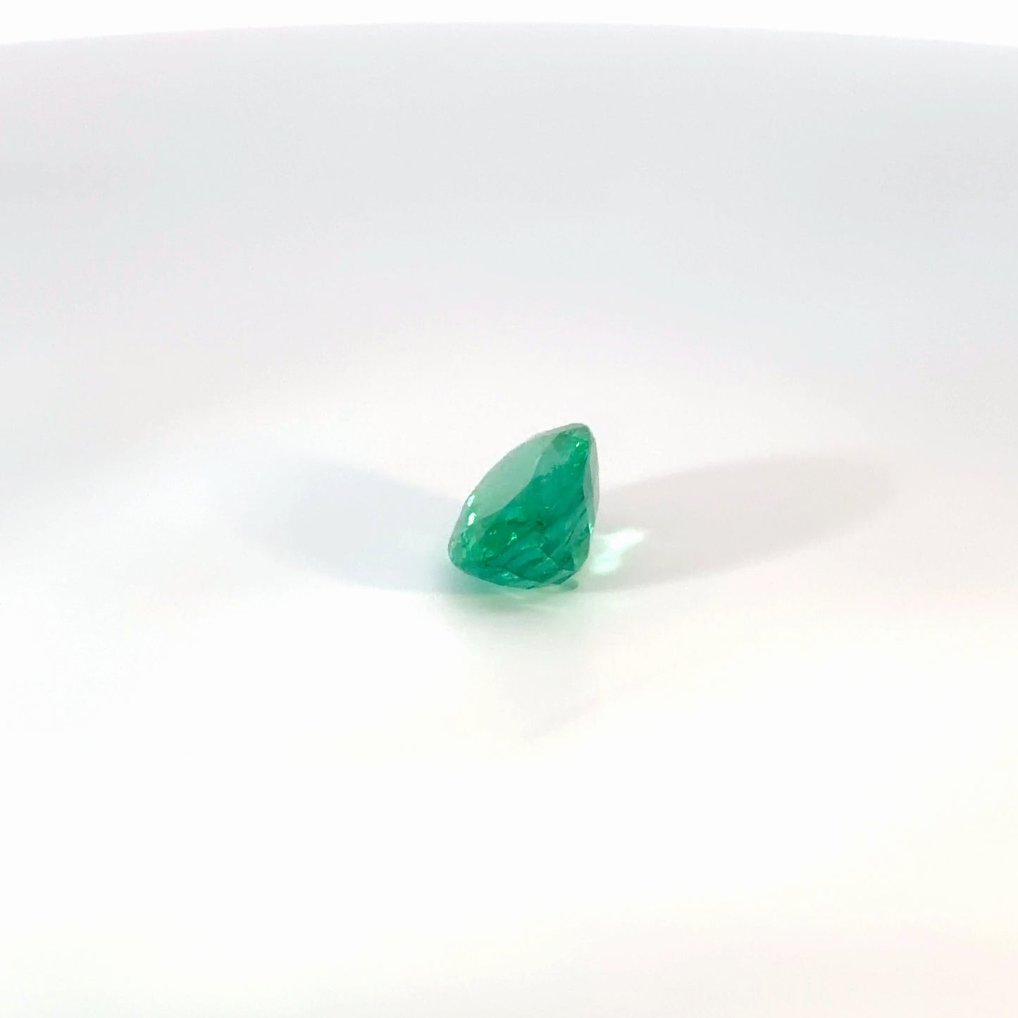 Oval Cut Loose Emerald Gemstone