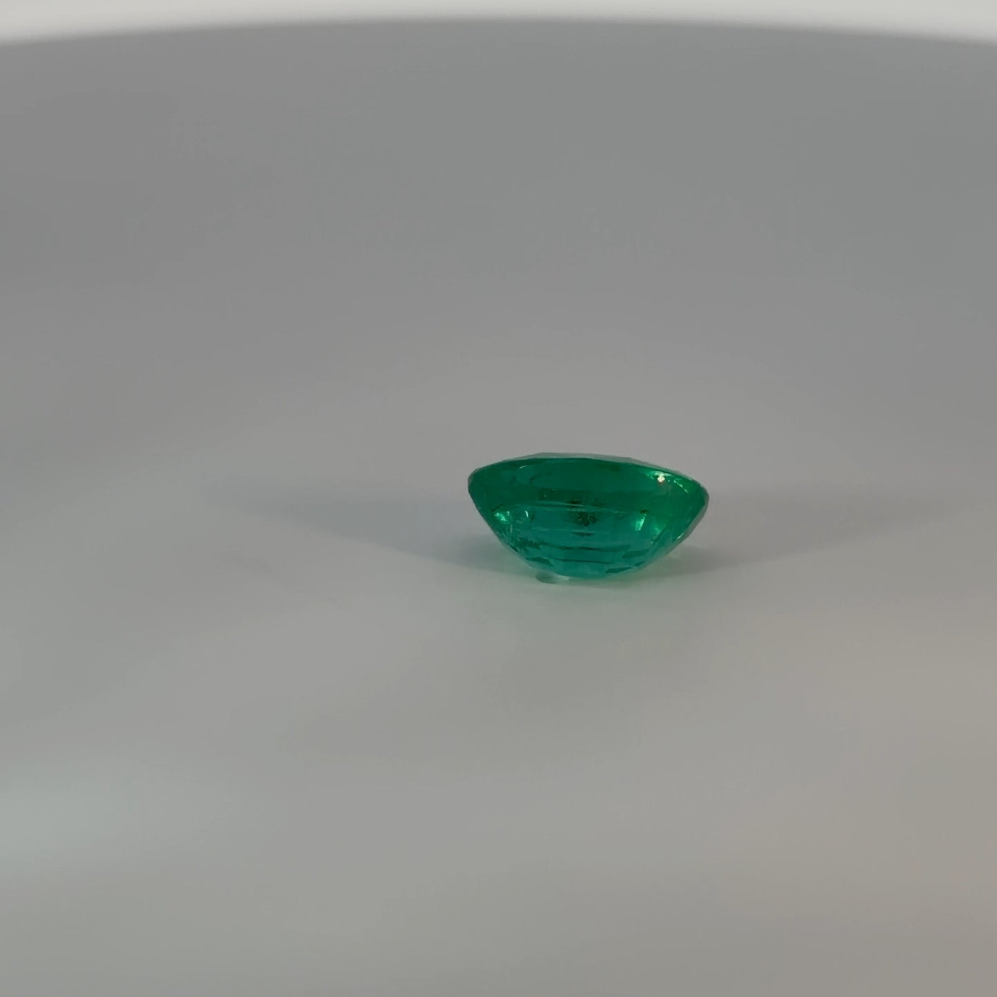 Oval Cut Loose Emerald Gemstone