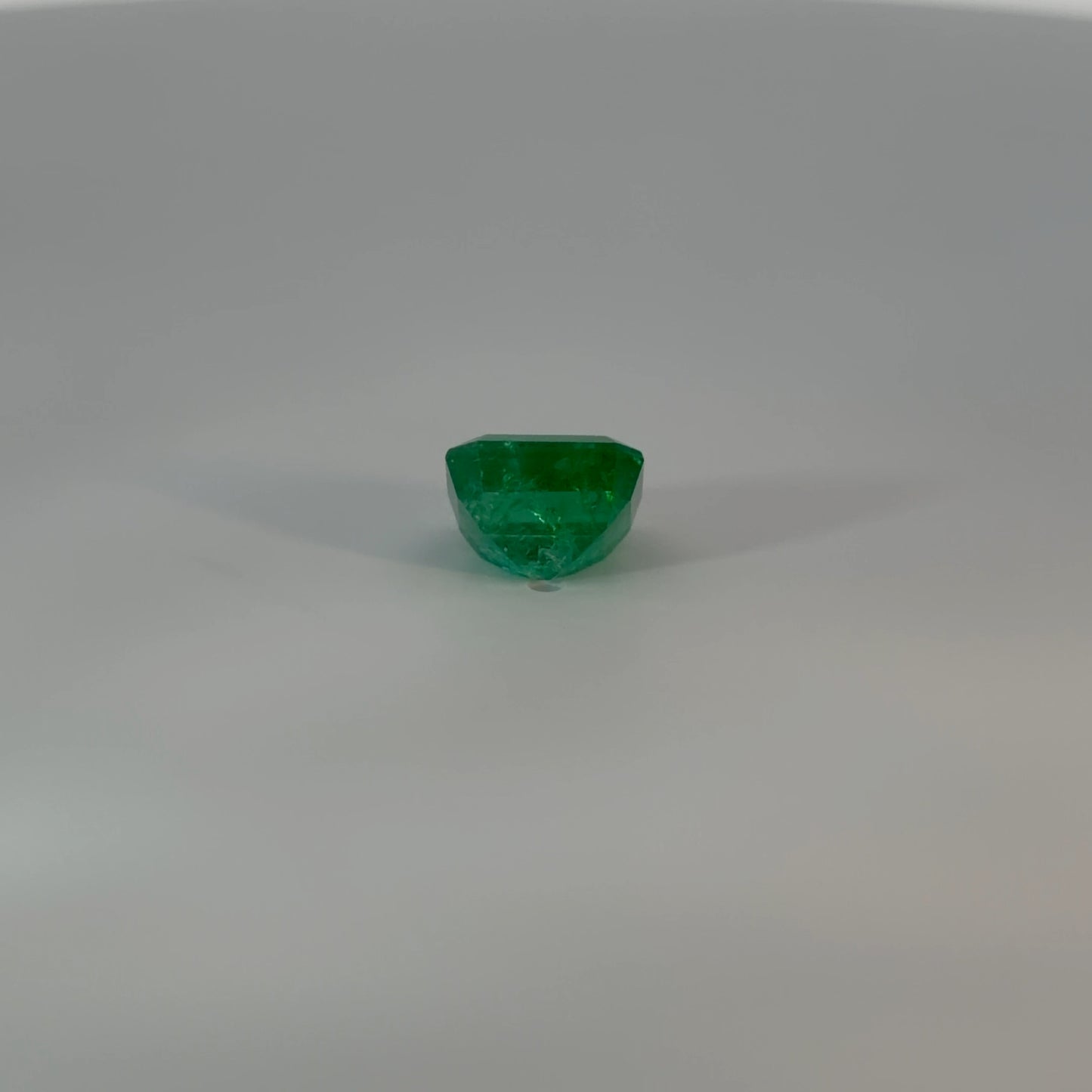 Vibrant Green Emerald-Cut Loose Emerald