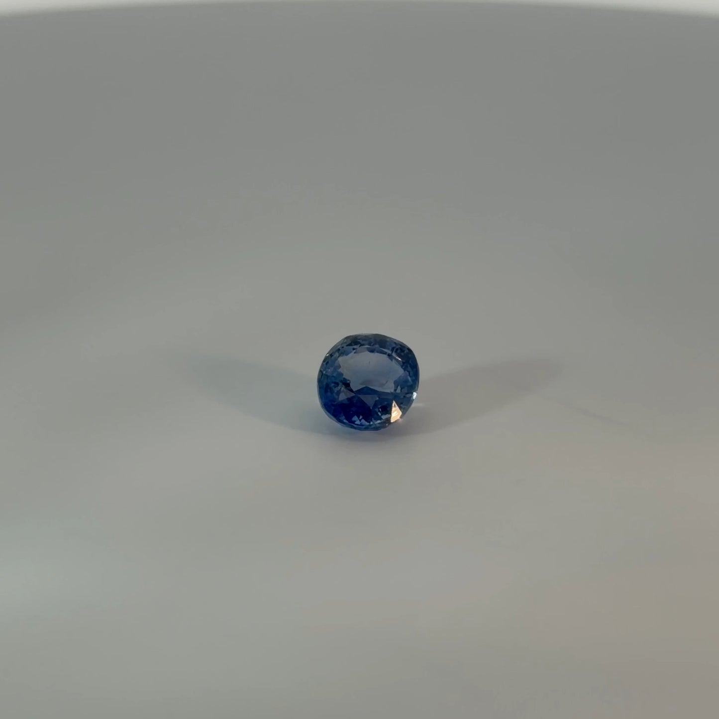 Round Cut Medium Blue Loose Sapphire